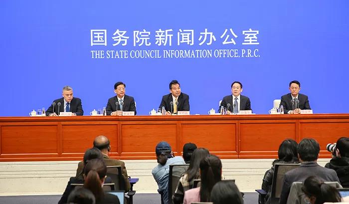 國新辦發(fā)布會：中醫(yī)藥顯著提升輕型普通型患者治愈率，有效緩解癥狀